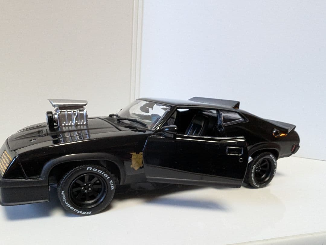 ミニカー GREEN LIGHT 1/24 Ford Falcon XB MADMAX
