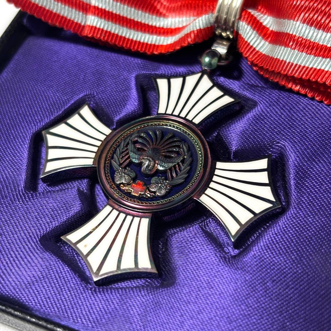 日本赤十字社勲章　金色有功章
