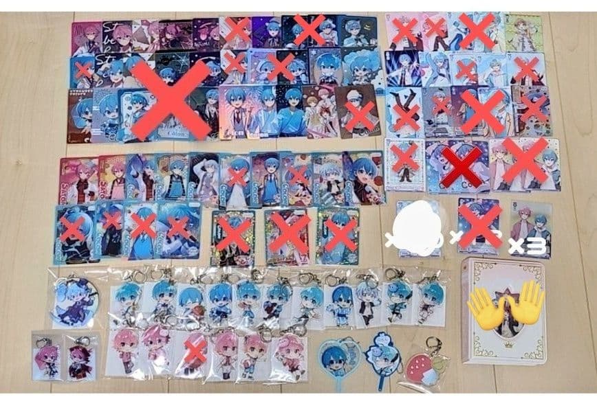 すとぷりグッズ ころんくん さとみくん コレカ ふぁみこれ アクキー