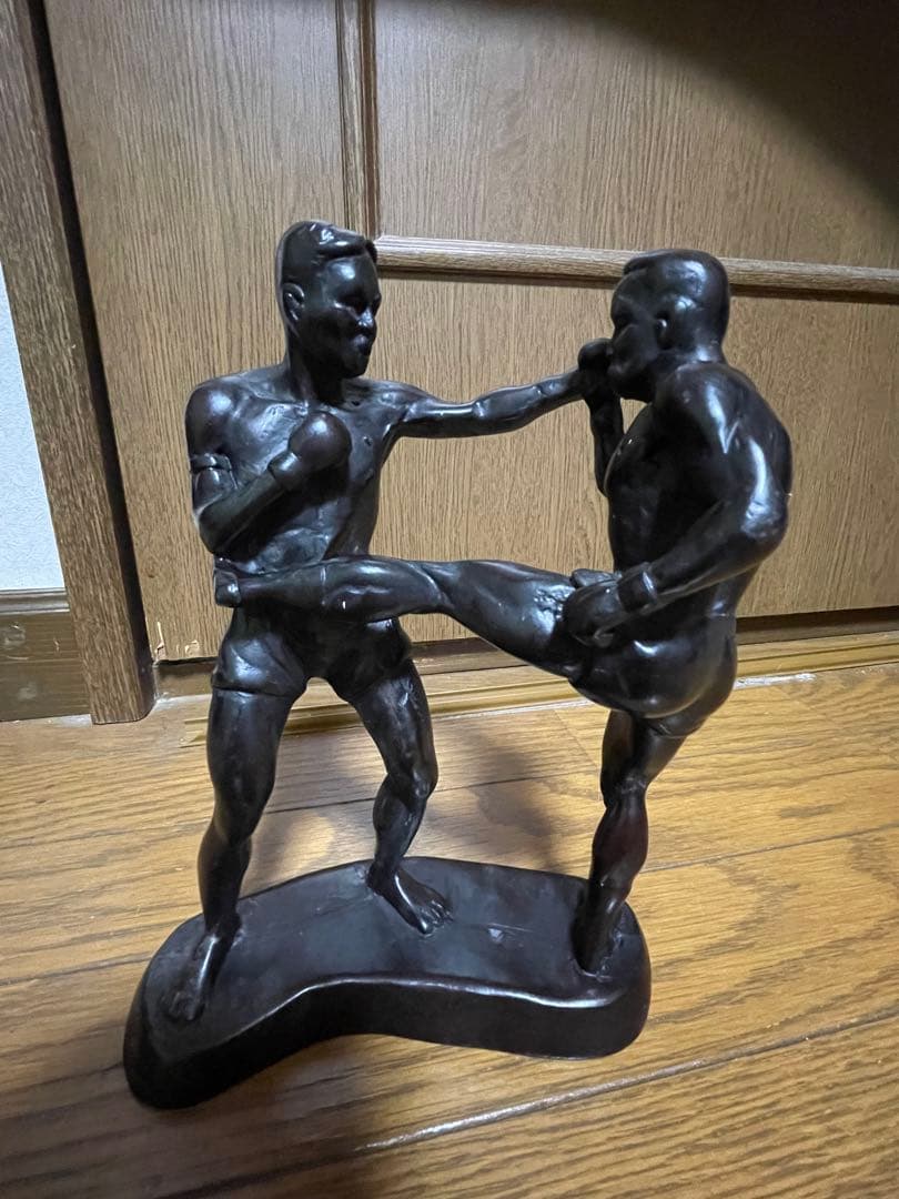 ムエタイ　キックボクシング　フィギュア　象　樹脂製