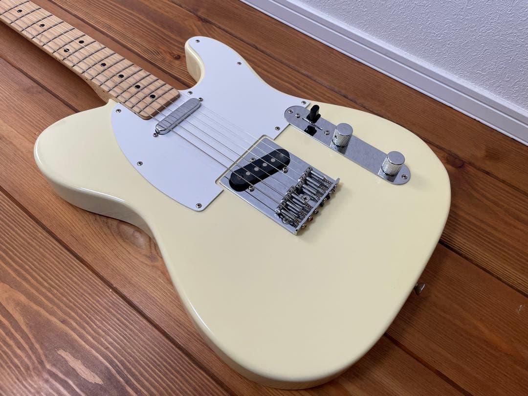 Fender Japan テレキャスター　Rシリアル　アイボリー　フェンダー