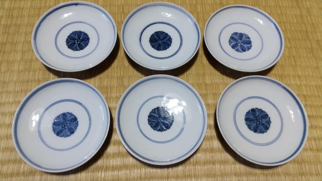 古伊万里　広東碗・蓋茶碗（６客）宝相華・幾何学紋