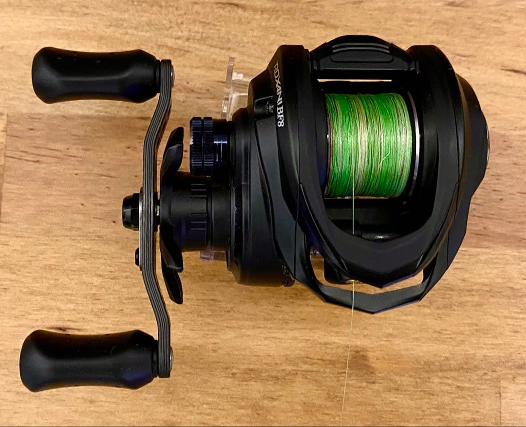 ★DAD★アブガルシア ロキサーニBF8右巻き ベイトリール