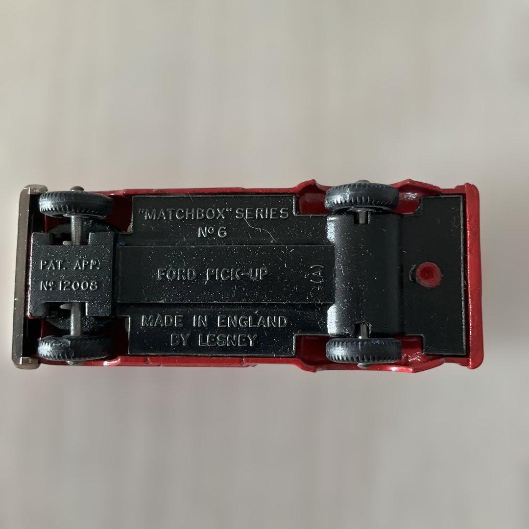 ミニカー　マッチボックス　6 フォード　ピックアップ