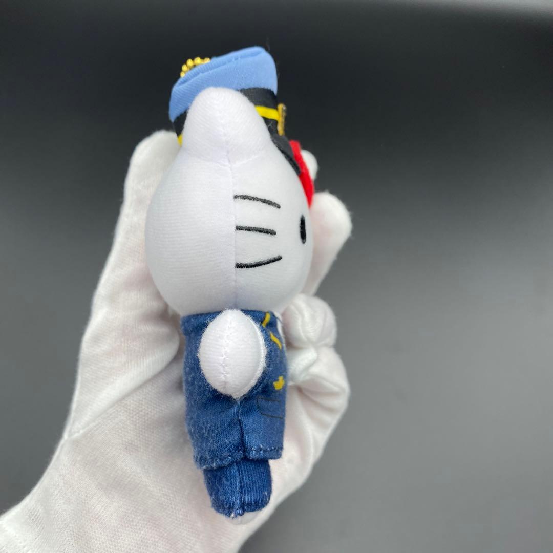 ハローキティー　キーホルダー　限定　新幹線 車掌　ぬいぐるみ　ストラップ