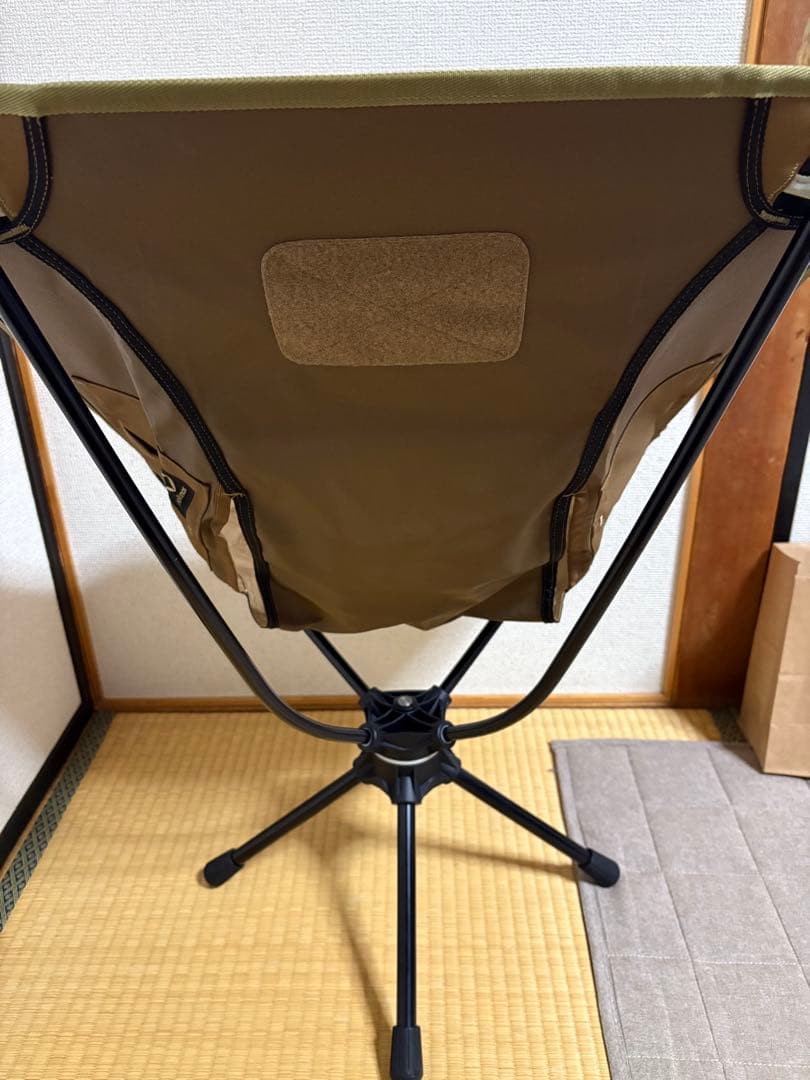 Helinox タクティカルスウィベルチェア コヨーテ　収納バッグ付き