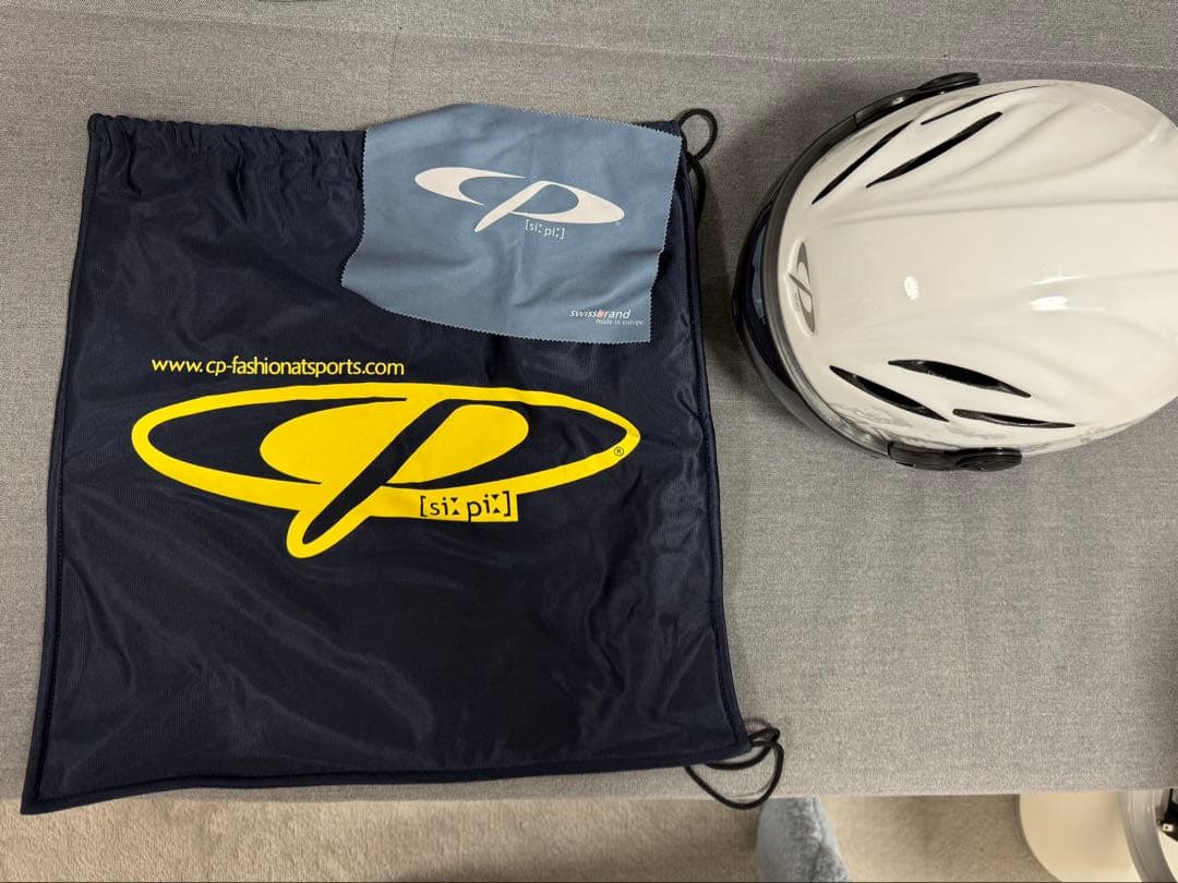 CP シーピー CURAKO スキー バイザー付 ヘルメット イタリア製