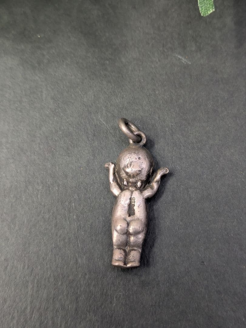 英国 純銀 アンティーク スターリングシルバー キューピー ペンダントトップ