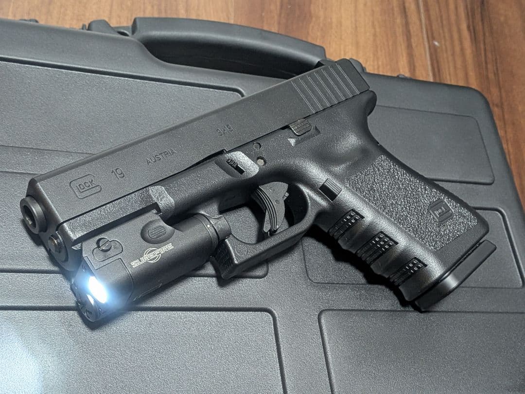 東京マルイ ガスハンドガン グロック19 Gen3 XC1レプリカとケースセット