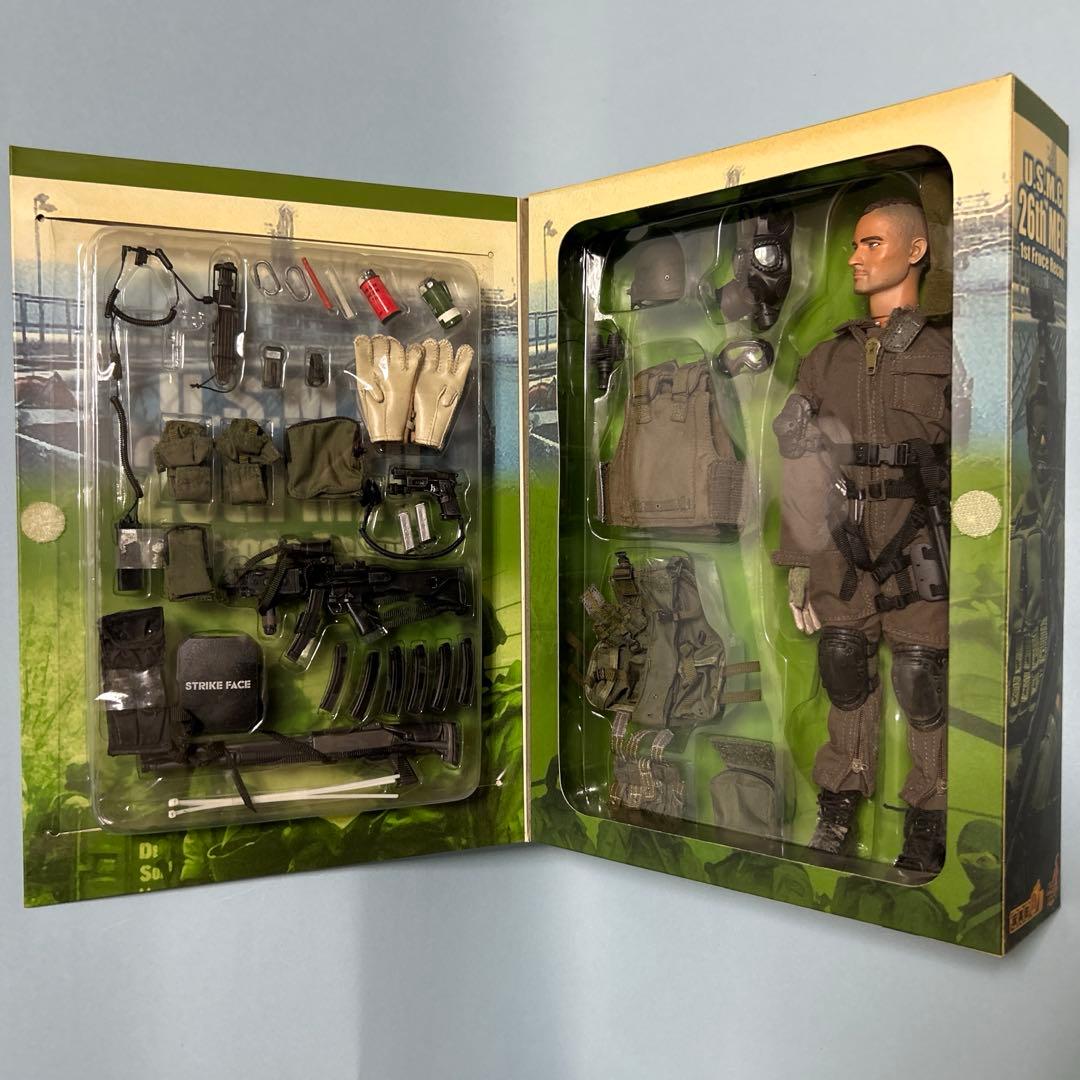 ホットトイズ•U.S.M.C 26th MEU 1st Froce Recno