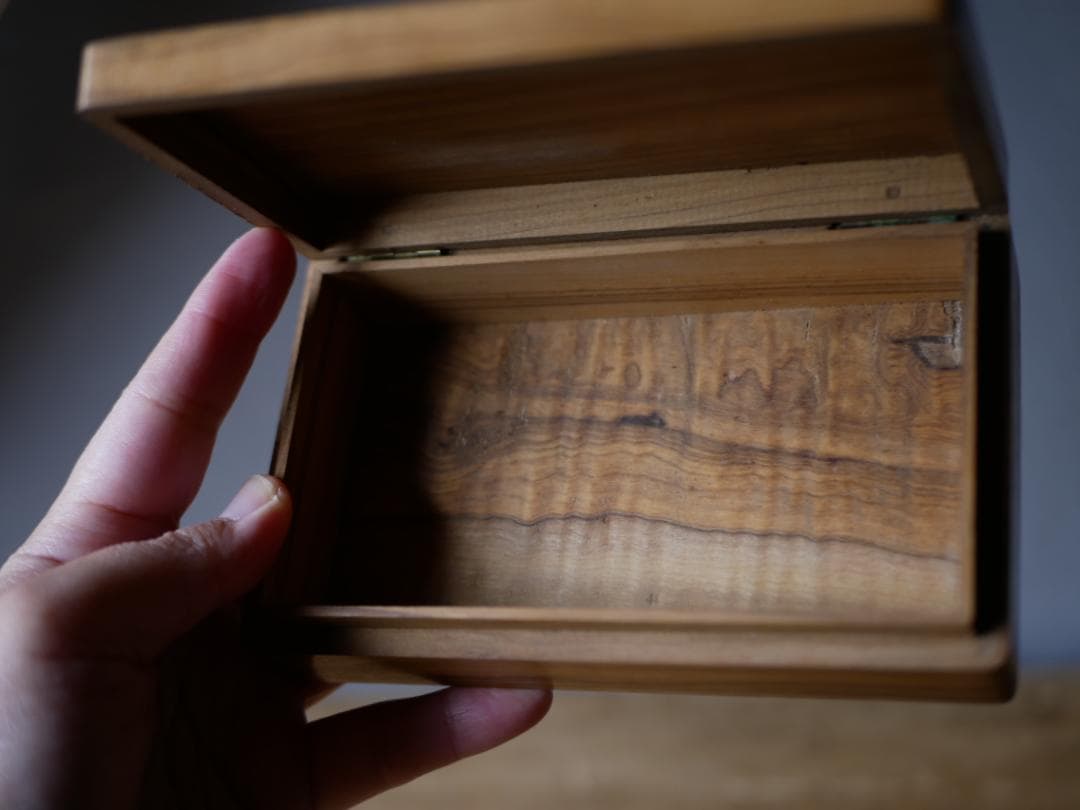 モシュリンヌ　木箱　Nice　ミモザ　すみれ　フランスアンティーク　アンティーク