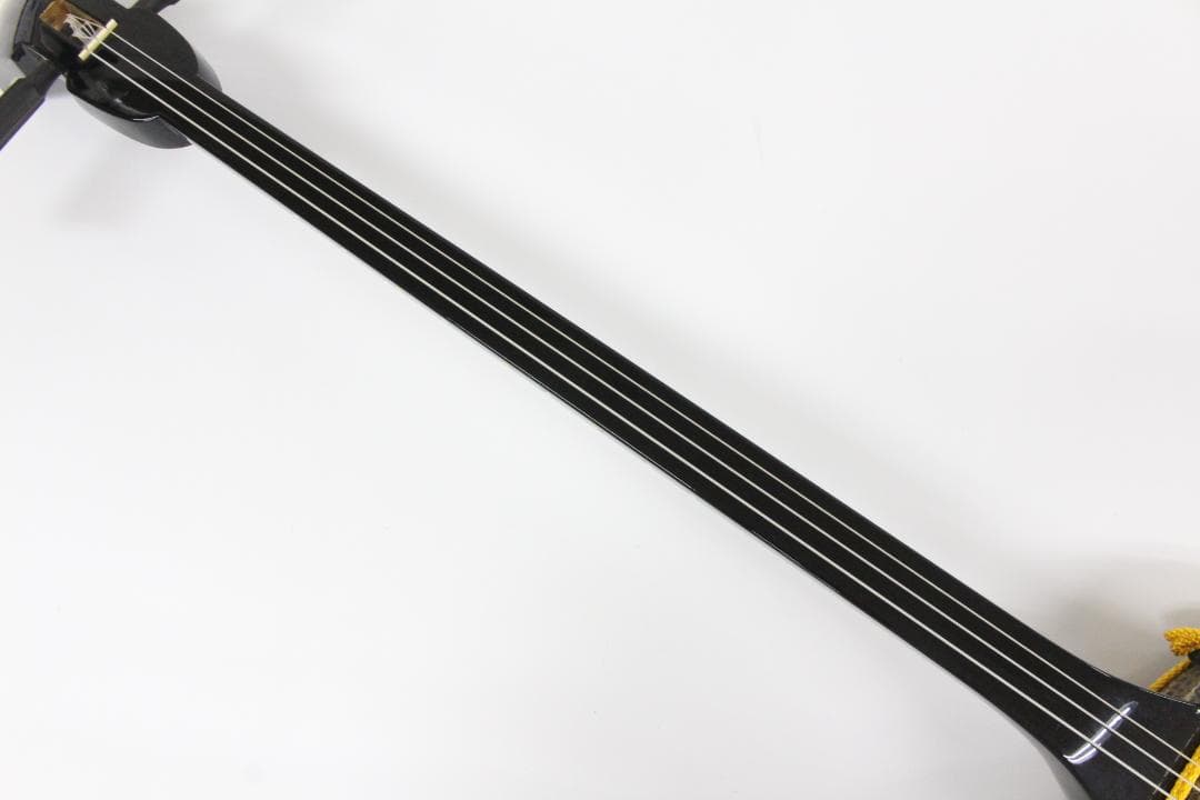 ▲沖縄三味線 和楽器 ハードケース付き 琉球 民謡