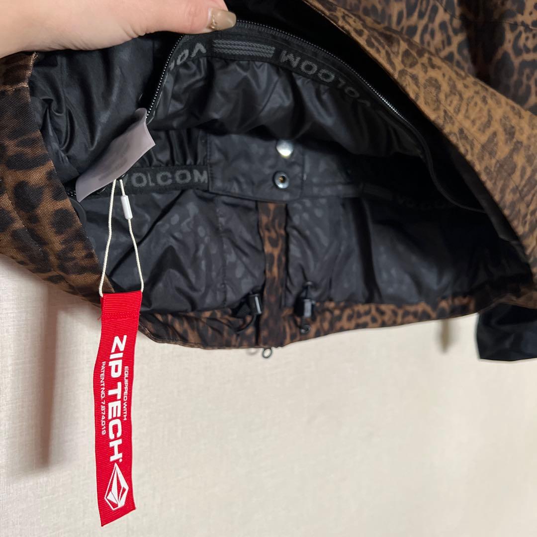 タグ付き新品Volcom Shelter 3D Stretch Jacket