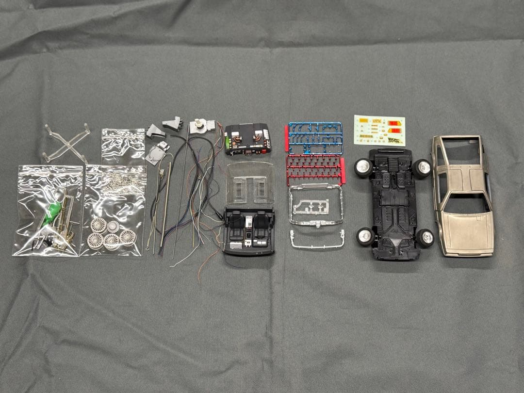 【まとめ売り】バックトゥザフューチャー デロリアンⅡ＆デロリアンⅠ