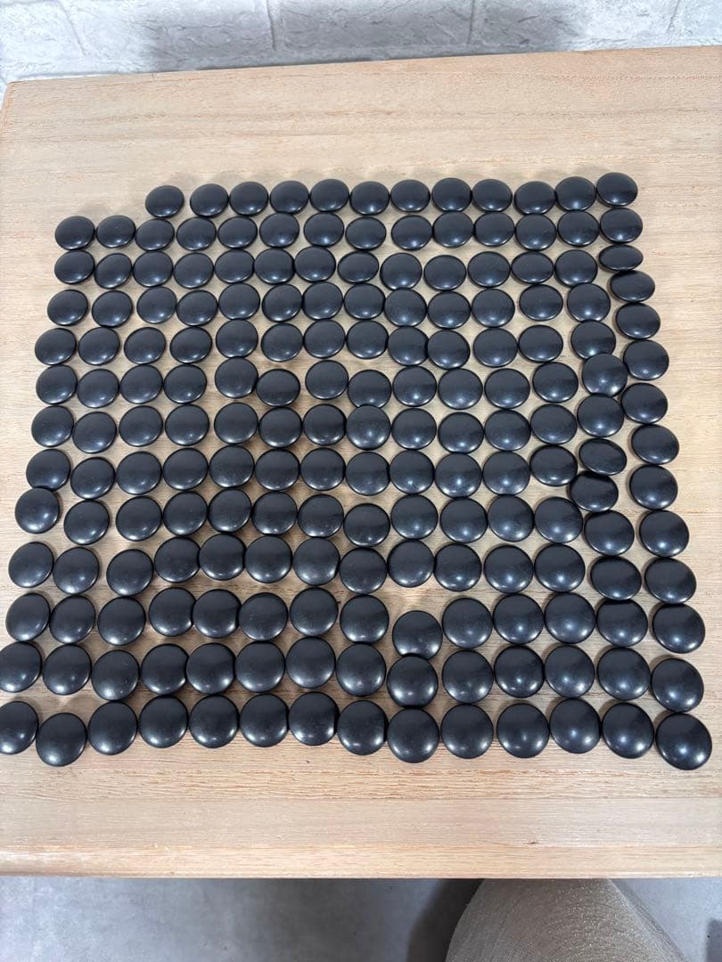 蛤碁石　雪印 35号　181個　那智黒　194個　欅碁笥