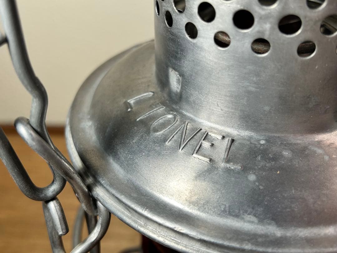 ADLAKE KERO LIONEL 赤フレネル レイルロードランタン