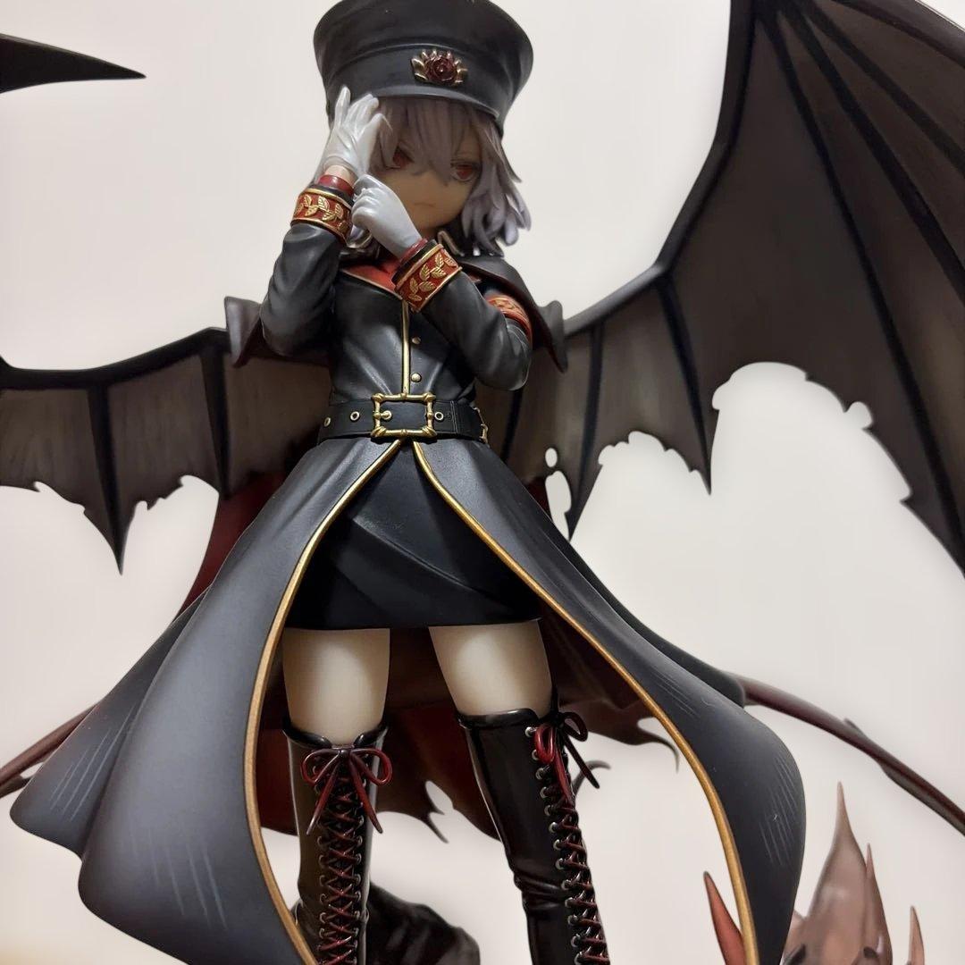 【訳アリ】軍服レミリア　フィギュア