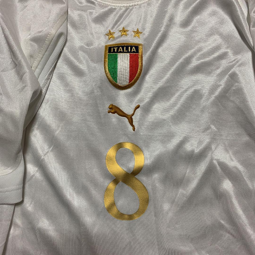 イタリア代表監督就任　背番号の形違い　L football 2006年W杯