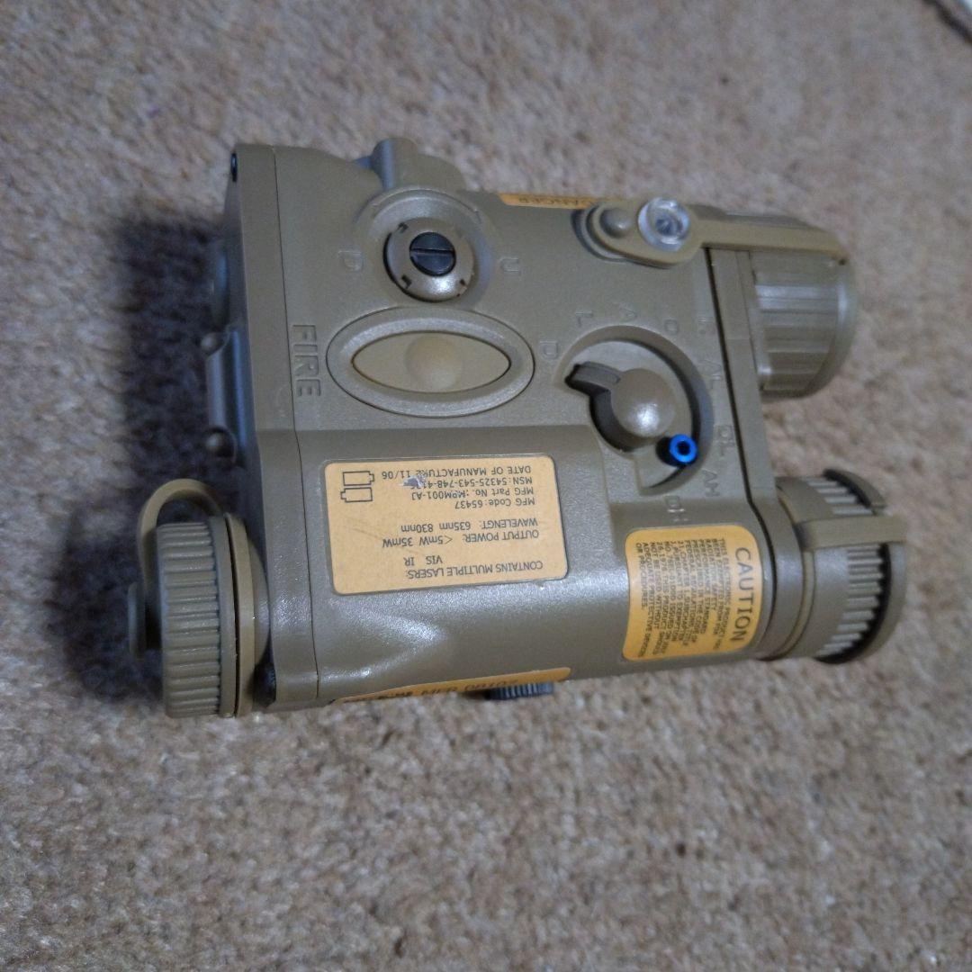 peq16-b バッテリーケース