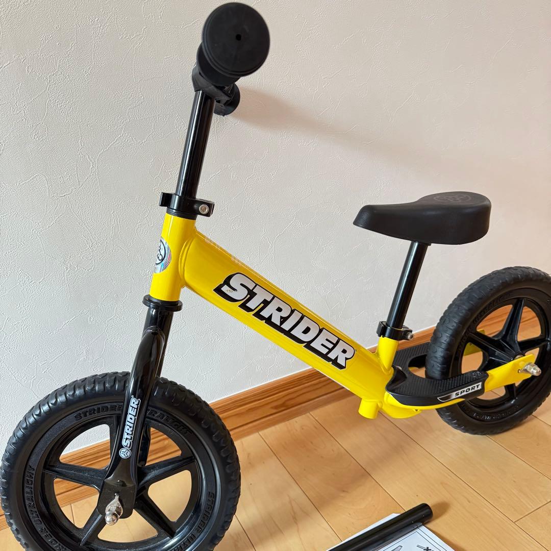 【美品】ストライダー スポーツ 12インチ イエロー 説明書付