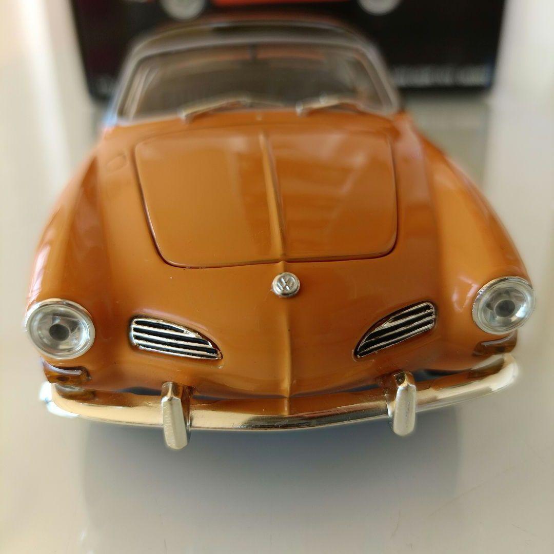 ミニチャンプス製　フォルクスワーゲン　カルマンギア