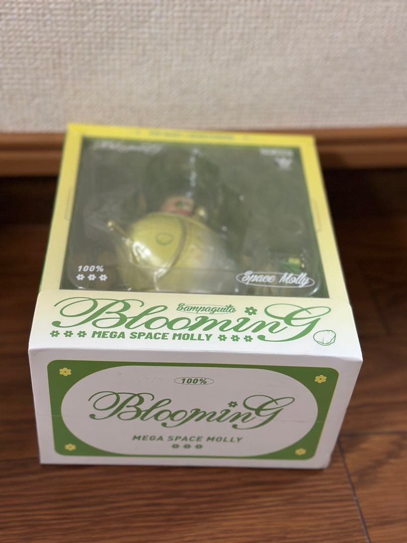 ポップマート SPACE MOLLY BLOOMING SAMPAGUITA
