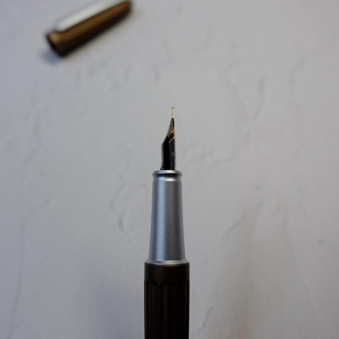 DIPLOMAT 万年筆 14金 細字 ブラウン 新品未使用