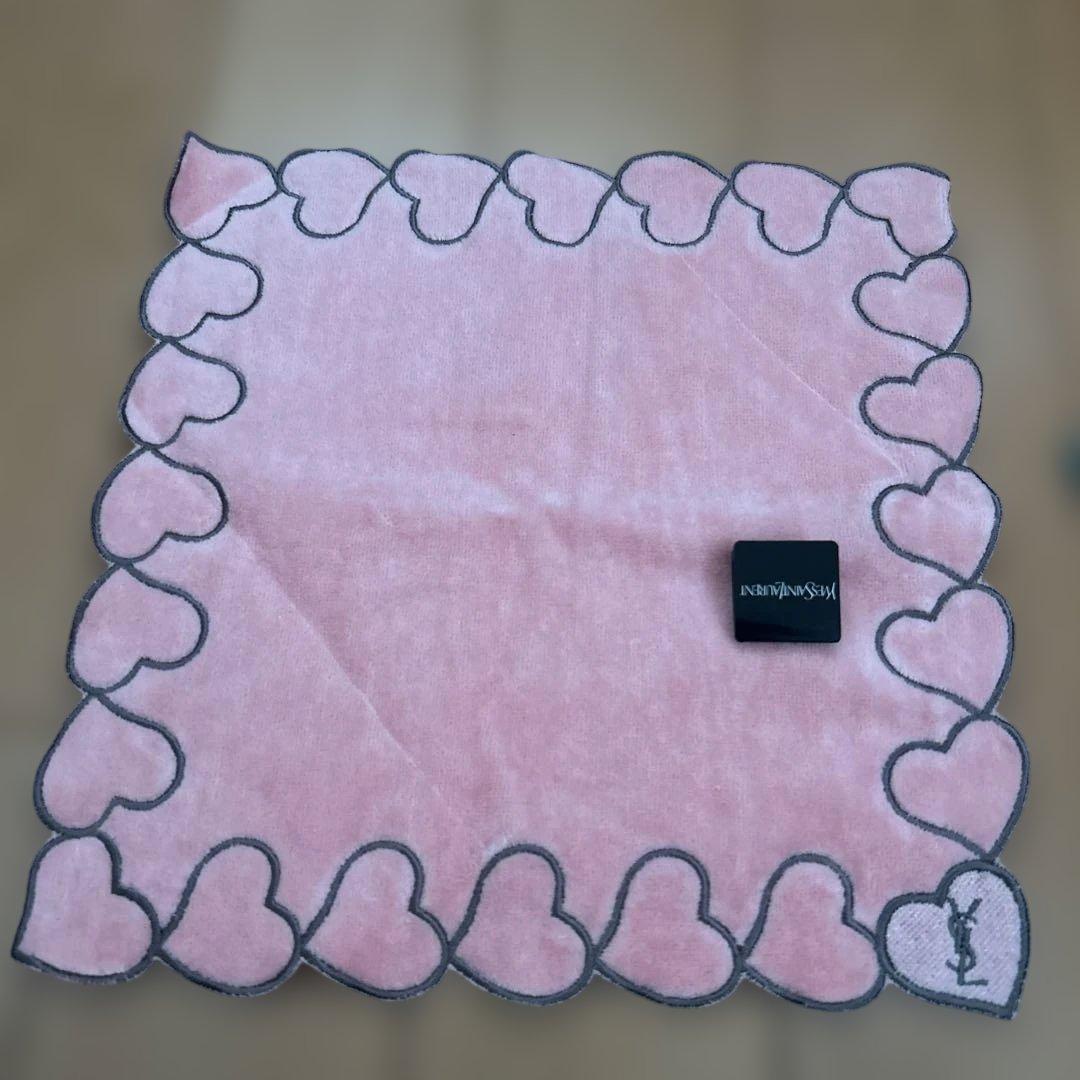 Yves Saint Laurent タオルハンカチ 3枚・スカーフセット