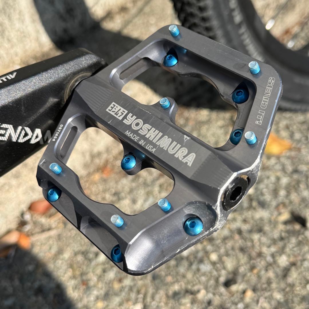 CANYON Stitched360Pro ダートジャンプ ChrisKing