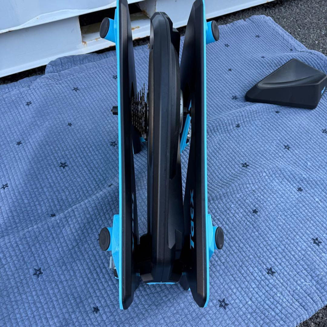 ローラー台 Tacx Neo2 Smart スマートトレーナー 定価22万円