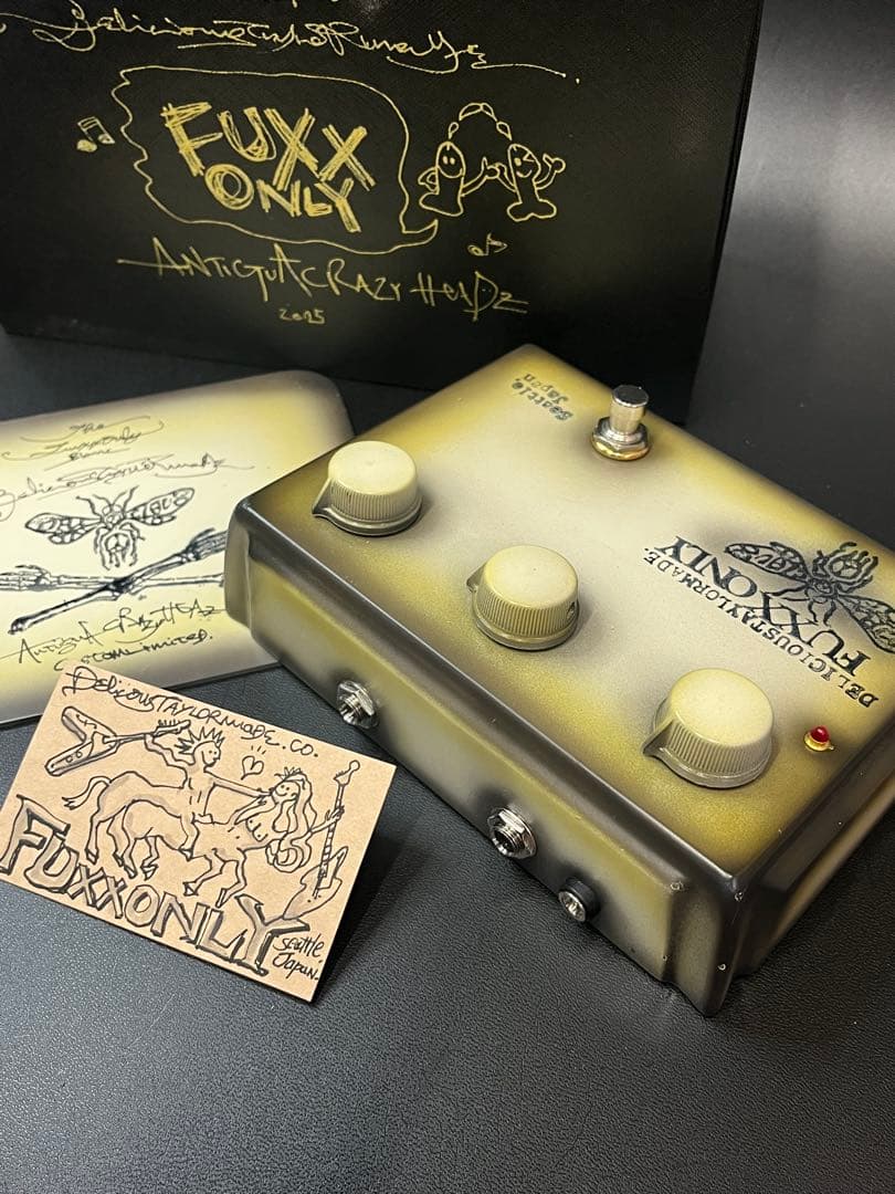 ギター DeliciousTaylormade FUXXONLY AntiguaLTD