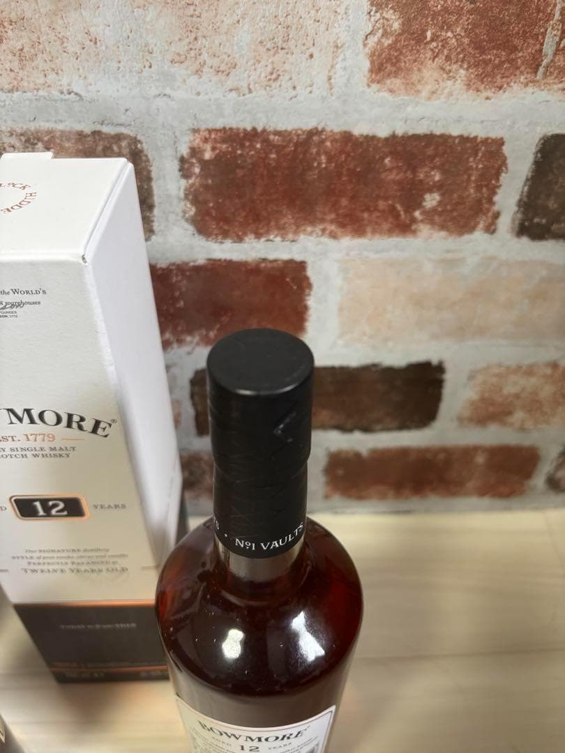 【新品未開封品】ボウモア12年40度700ml ＆ カリラ12年43度700ml