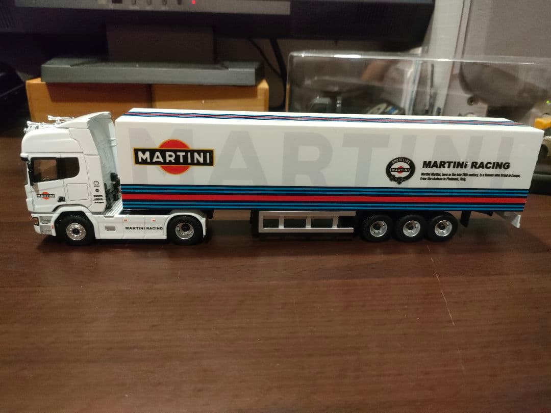 MODERNART MARTINI スカニア トレーラー 1/64