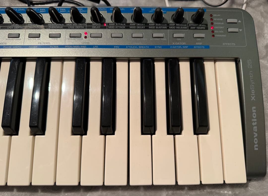 Novation Xio Synth 25 シンセサイザー 送料無料 レア品
