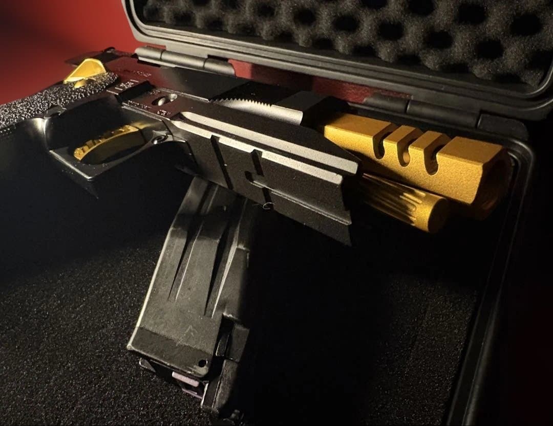 【美品】東京マルイハイキャパゴールドマッチGBカスタム多 新品ハンドガンケース付