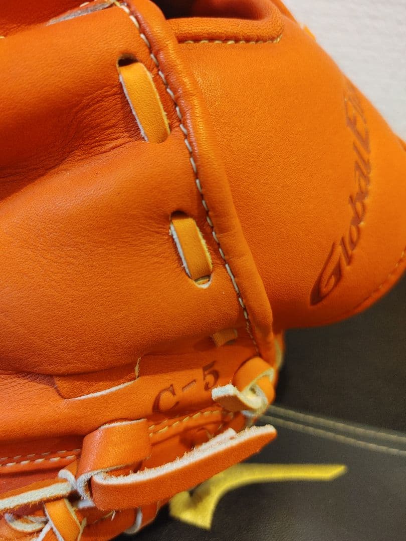未使用　ミズノ　硬式　グローバルエリート　キャッチャー　スプレンディッドオレンジ