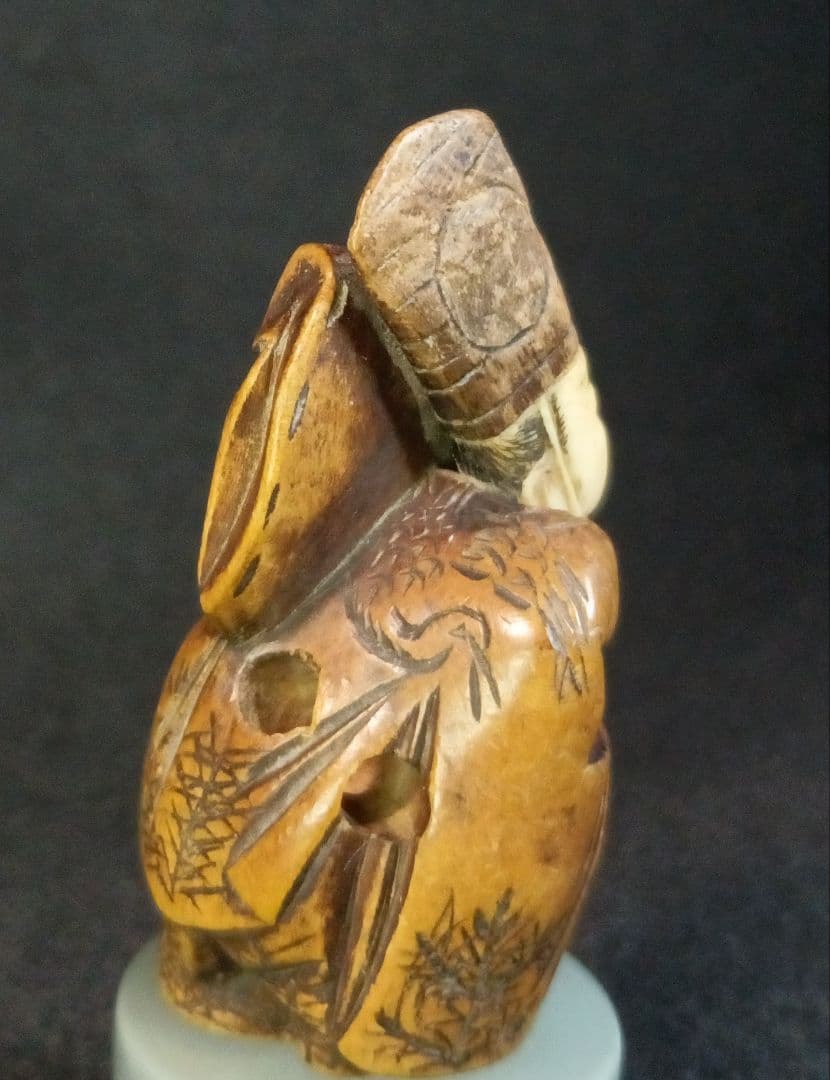 柘植彫 鯨歯 象嵌 「舌出し 三番叟」 からくり 根付 珍品