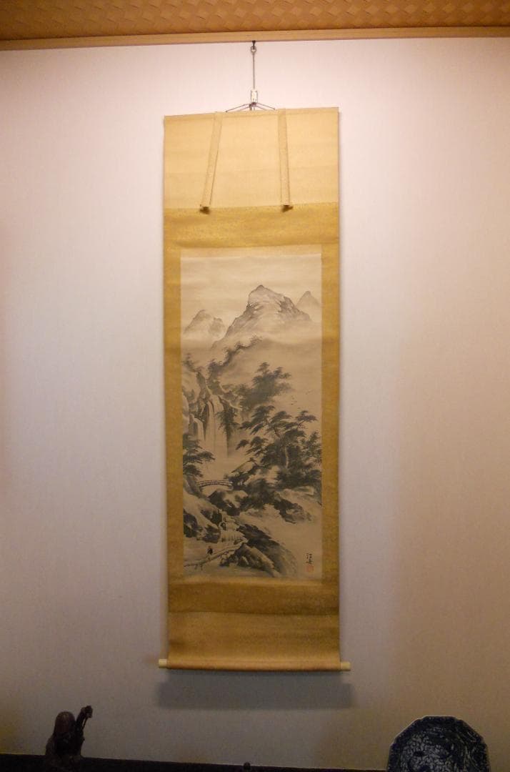 掛け軸 汀舟 水墨山水 絹本 希少 軸装 茶道具 掛軸 美品 です。