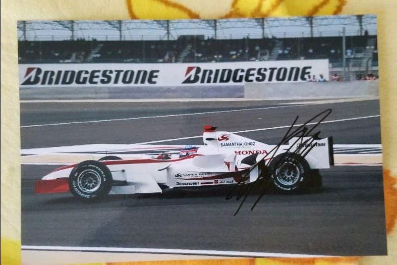 F1、スーパーアグリ、佐藤琢磨、直筆サイン、写真