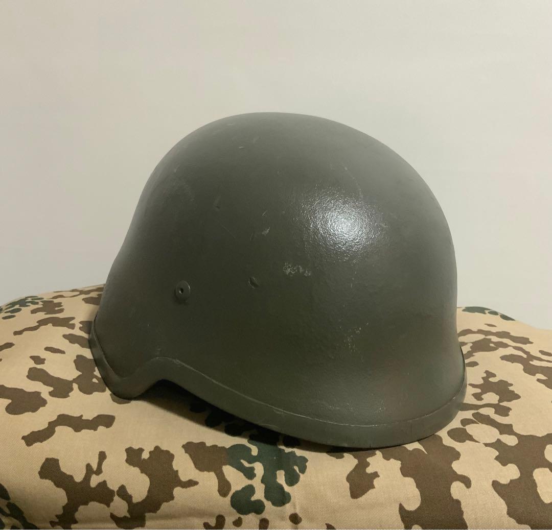 ドイツ軍 ドイツ連邦軍 M826 M92 ケブラーヘルメット 55-57cm M