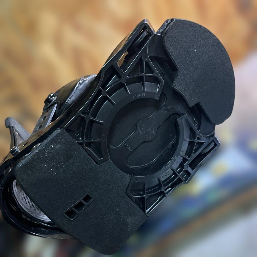 おしゃれネコ。Burton MALAVITA Re:Flex