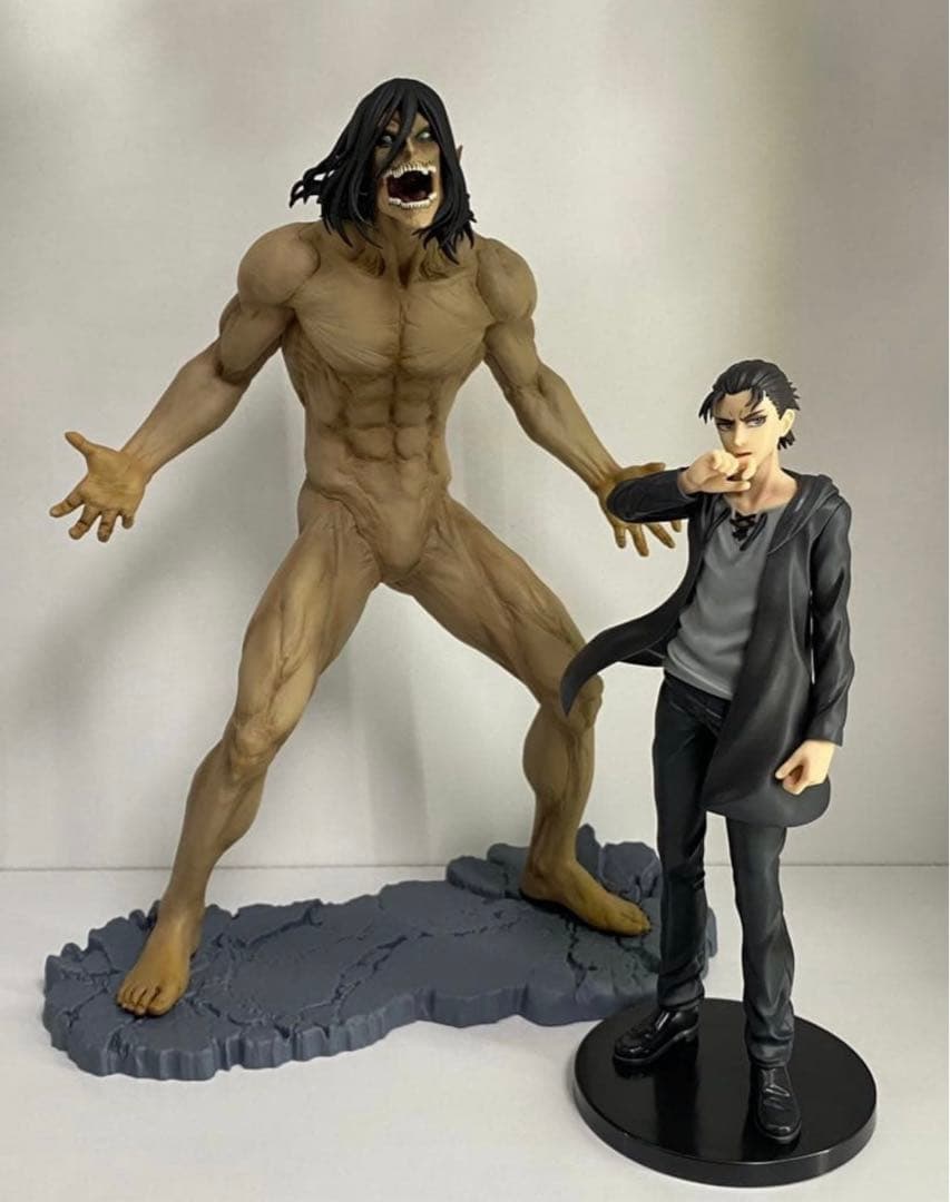 【A B賞】一番くじ　進撃の巨人　~自由を求めて~ エレン巨人化前後