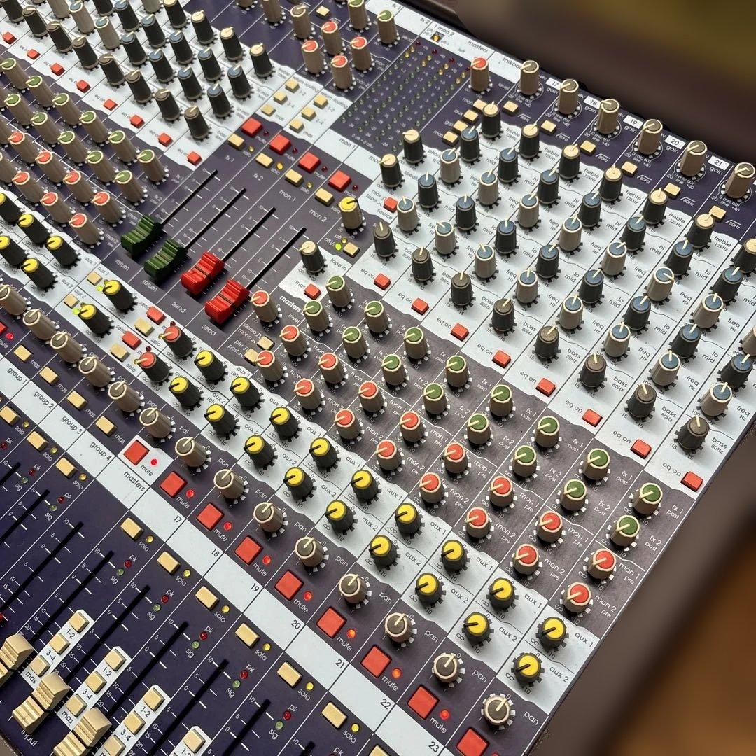 【MIDAS 】Venice 240 ミダス アナログミキサー ハードケース付き