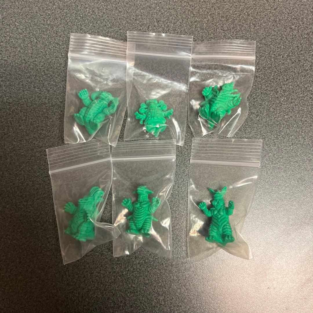 ウルトラマン怪獣消しゴムレア物青、橙、緑。バラ売りOK‼️