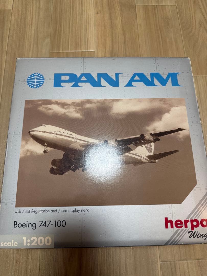 PAN AM 747-100 スケール1:200 パンアメリカン航空飛行機模型