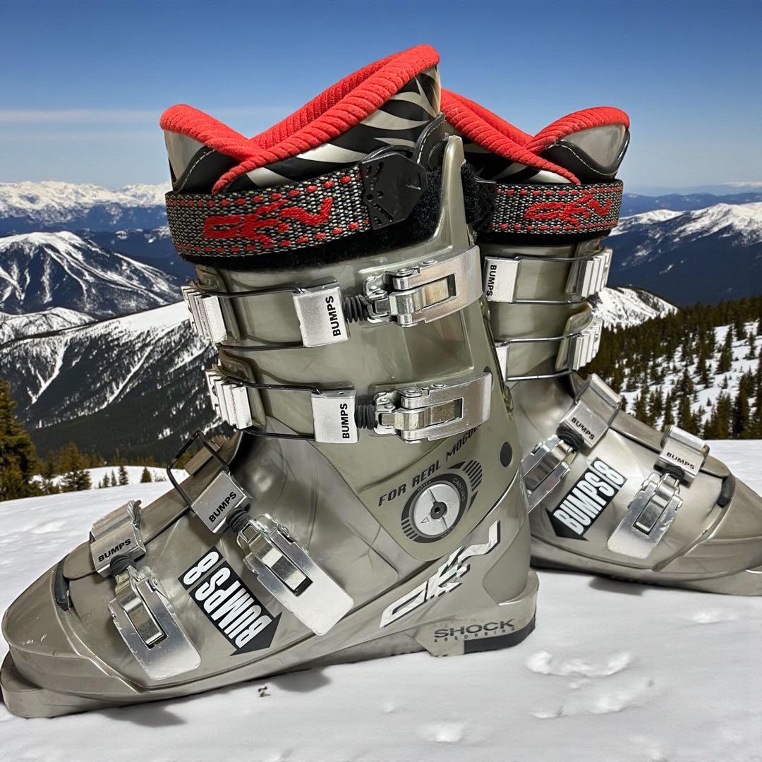 【美品】 スキーブーツ BUMPS 8 27cm GEN FACTORY