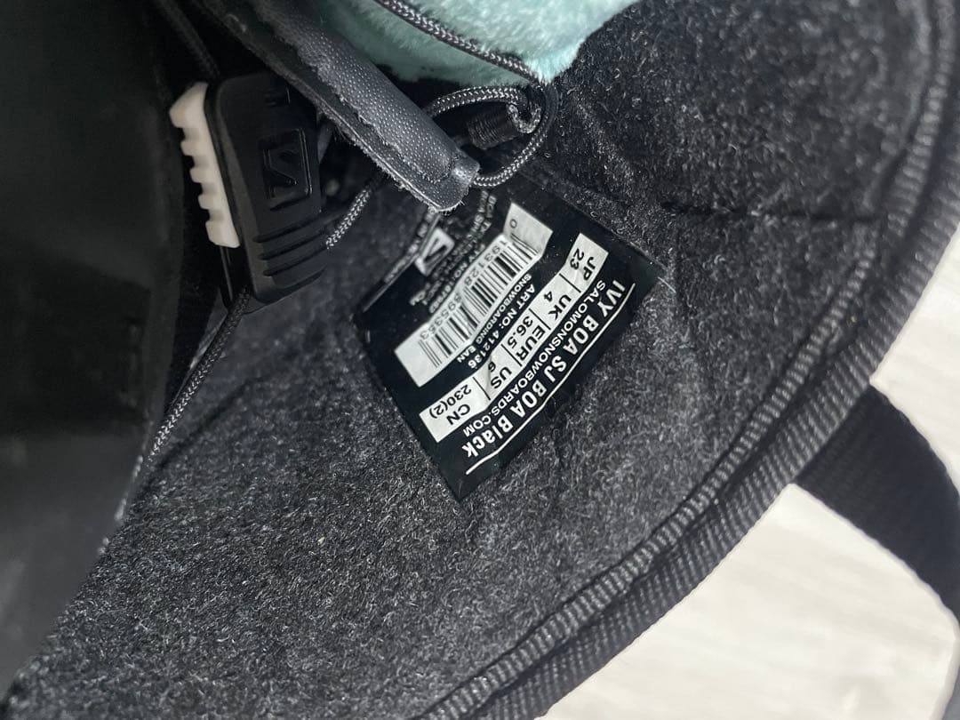 かみむー　　美品　Salomon 子ども用スノーボードブーツ ブラック