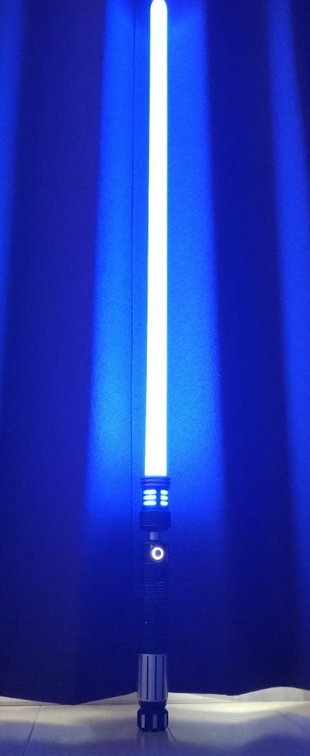 カスタムライトセーバー Vader'sVault製DarkArdent