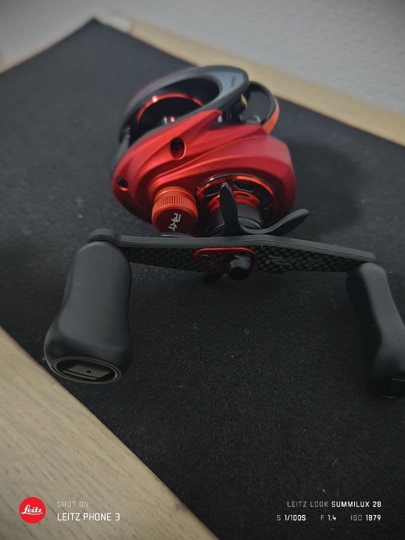 レボ5ロケット　右