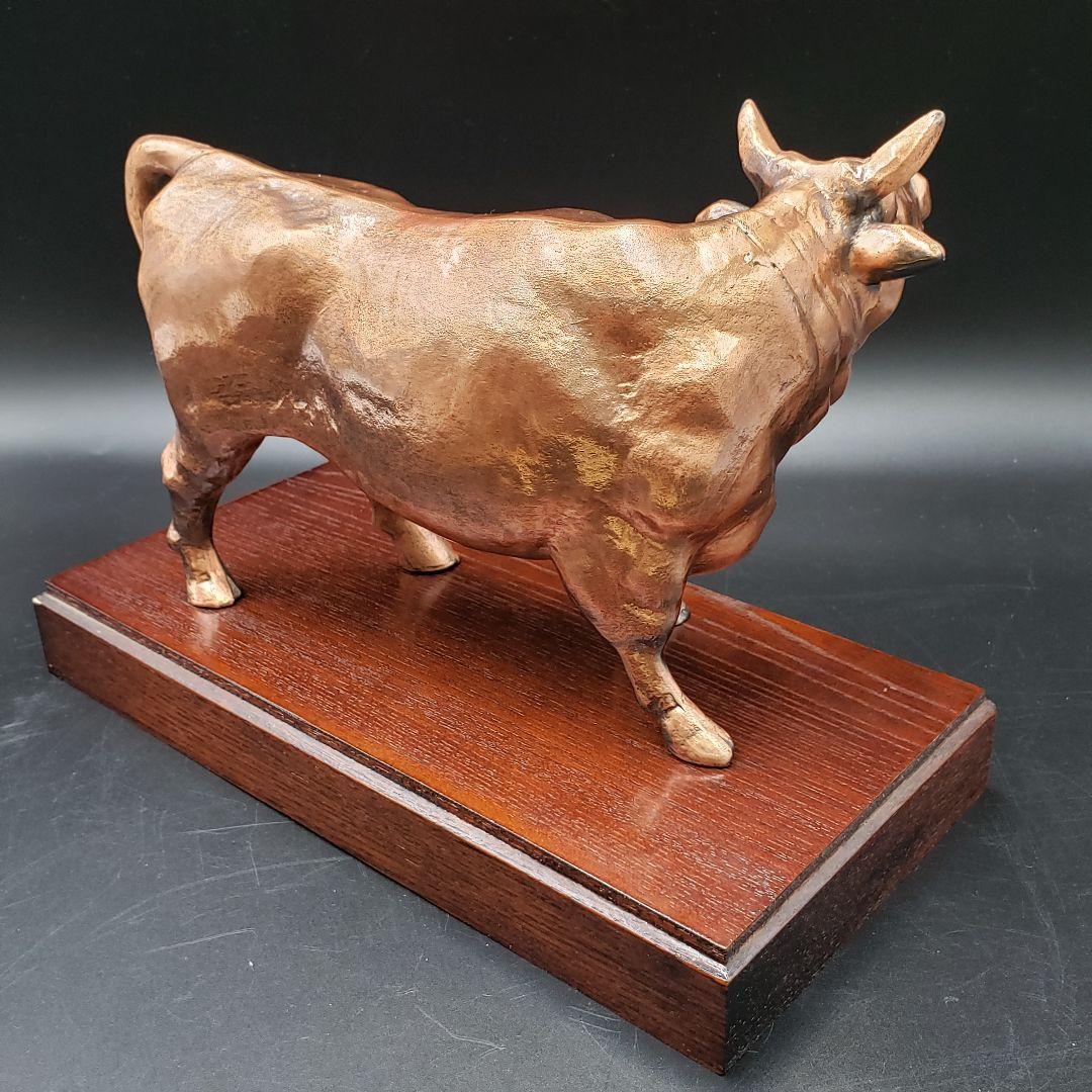 ②金属美術工芸品 丑置物 牛 煌 銅 工藤健作 玉川工芸